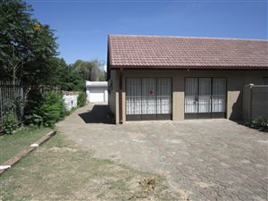 3 Bed Flat in Kroonstad