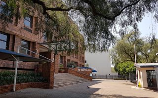 7335 m² Commercial space in Parktown