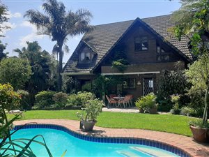 5 Bed House in Worlds View