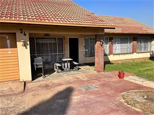 3 Bed House in Brackendowns