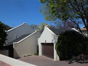 4 Bed Townhouse in Lonehill