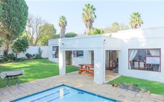 3 Bedroom House in Sunninghill