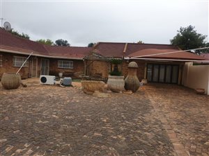 3 Bed House in Dal Fouche