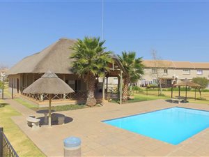 2 Bed Simplex in Greenstone Hill