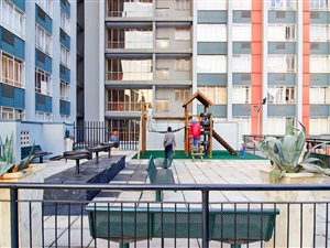 1 Bed Apartment in Johannesburg Central