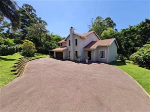 4 Bed House in Padfield Park