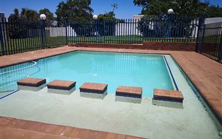 2 Bedroom Apartment in Waterfall Estate