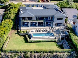 4 Bed House in Lower Robberg