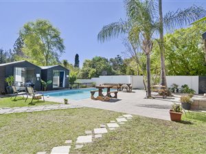 15 Bed House in Johannesburg North