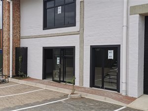 95 m² Industrial space in Cornubia