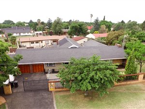 5 Bed House in Selcourt