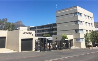 2 Bedroom Apartment in Zonnebloem