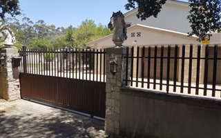 4 Bedroom House in Penhill
