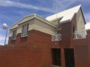 68 m² Commercial space in Westdene