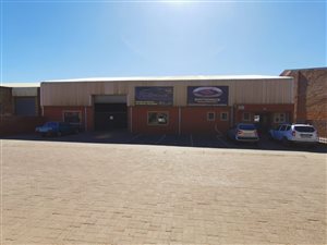 625 m² Industrial space in Kirkney