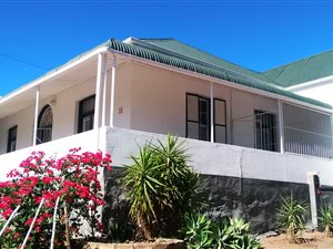 3 Bed House in De Rust