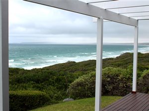 4 Bed House in Dana Bay