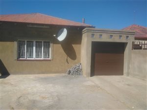13 Bed House in Vereeniging Central