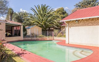 3 Bedroom House in Crystal Park