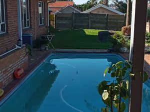 4 Bed House in Wentworth