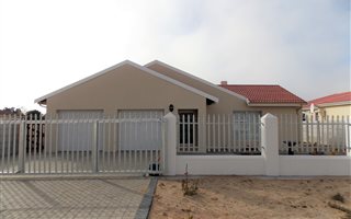 3 Bedroom House in Port Owen