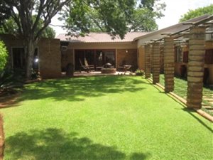 3 Bed House in Mooinooi
