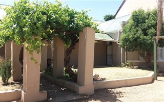 2 Bedroom Apartment in Riversdale