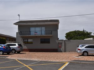 201 m² Commercial space in Durbanville Central