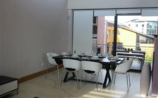 2 Bedroom Apartment in Melrose Arch