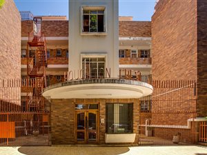 2 Bedroom Apartment in Bellevue