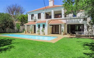 3 Bedroom House in Westlake Estate