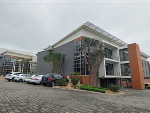 687 m² Commercial space in Waverley
