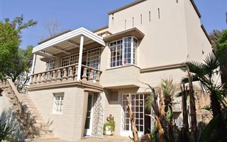 4 Bedroom House in Oudorp