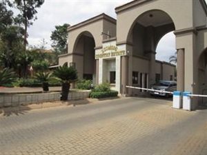 3 Bedroom Townhouse in Ruimsig