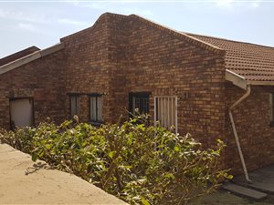 3 Bed House in Vosloorus