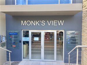160 m² Office Space in Plettenberg Bay
