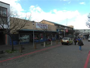 800 m² Retail Space in Athlone