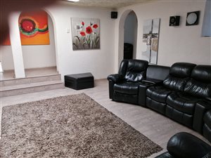 3 Bed House in Brackendowns