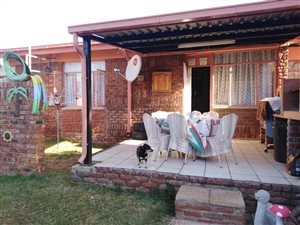 2 Bed Townhouse in Hermanstad