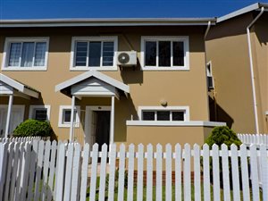 3 Bed Duplex in Mt Edgecombe