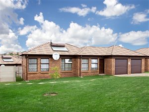 3 Bed House in Thatch Hill Estate