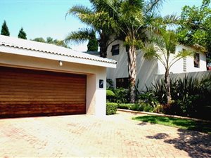 5 Bed House in Kyalami Estate