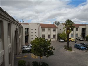 100 m² Office Space in Durbanville Central