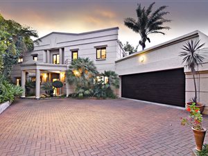 3 Bed House in Houghton Estate