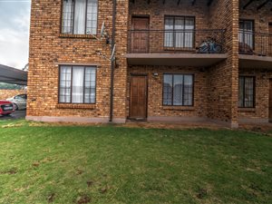 2 Bed Townhouse in Chloorkop