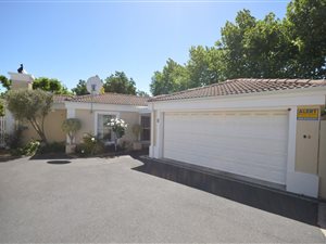 3 Bed Townhouse in Durbanville