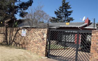 4 Bedroom House in Ridgeway