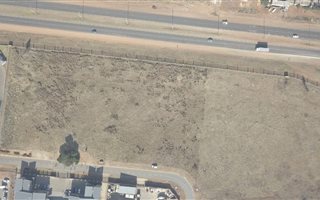 8214 m² Land available in Clayville
