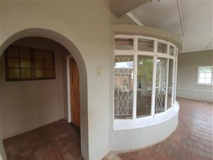 2 Bed Apartment in Prestbury