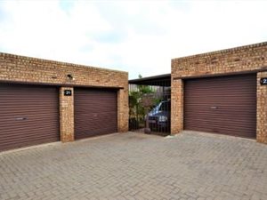 3 Bed Cluster in Albemarle